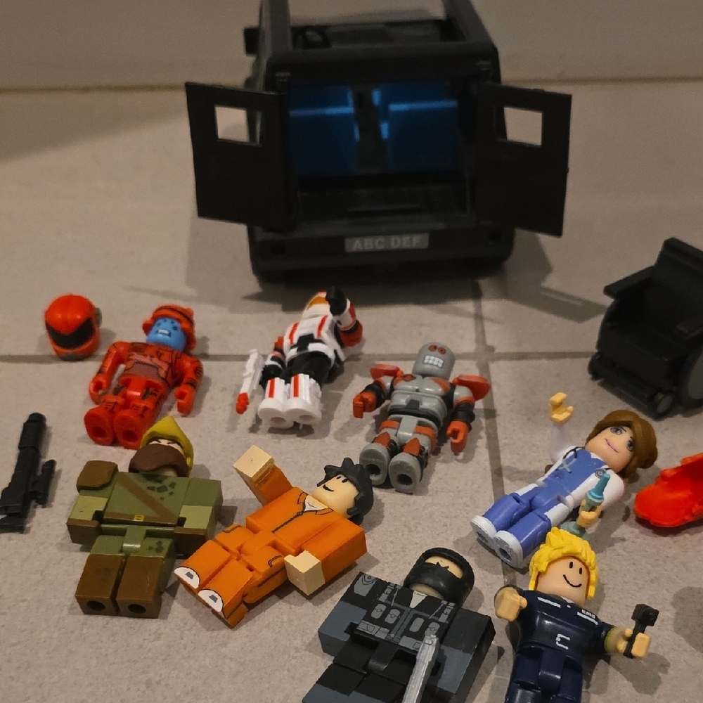 Roblox Bundle Set - Picture 6 of 6